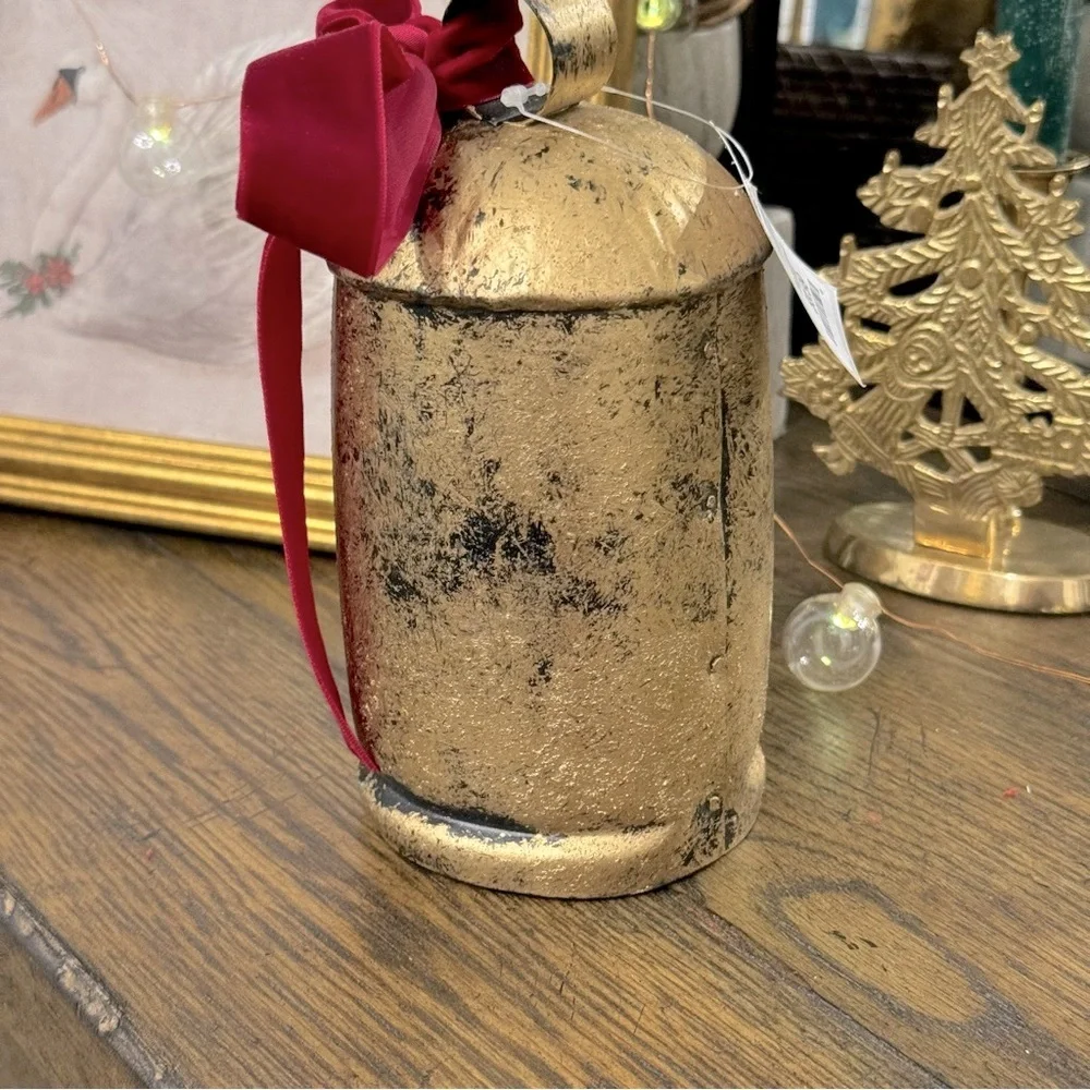 ANTIQUE GOLD Christmas bell / 7.5” x3.5”